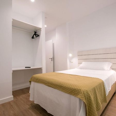 Hostal Beach Santa Pola Ngoại thất bức ảnh